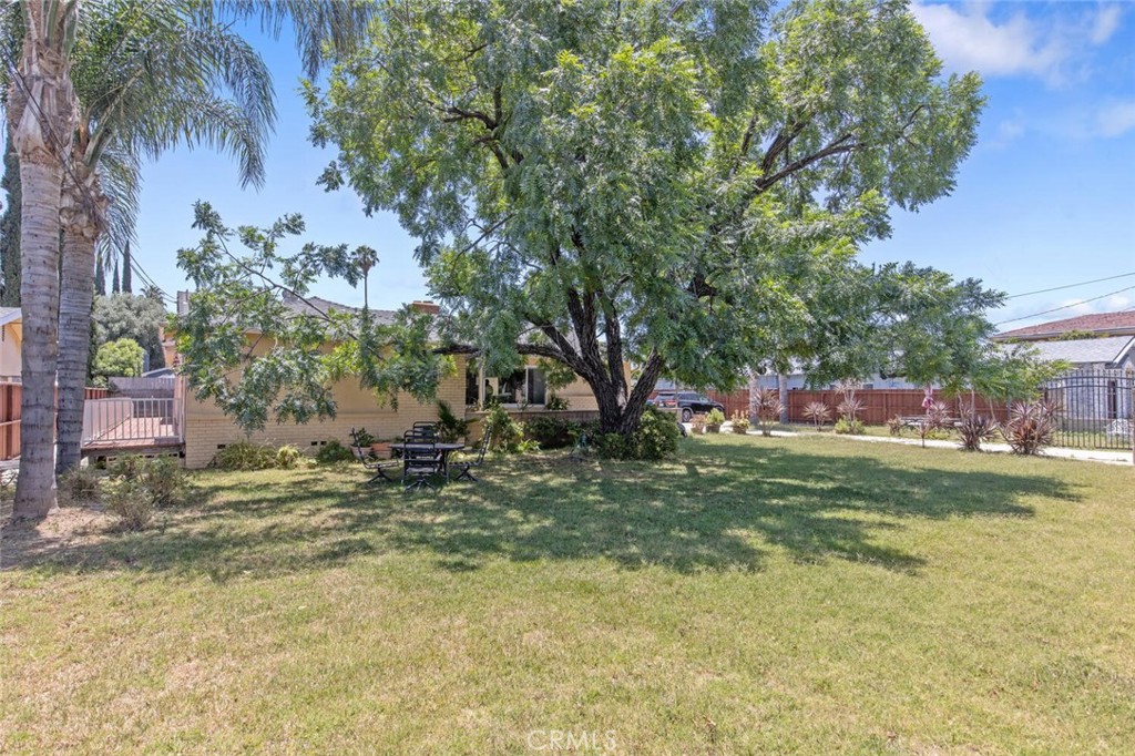 22642 Victory Boulevard