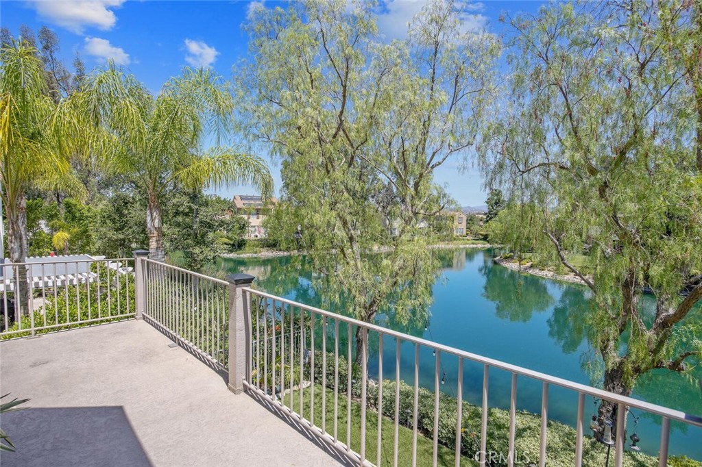 23925 Lakeside Road