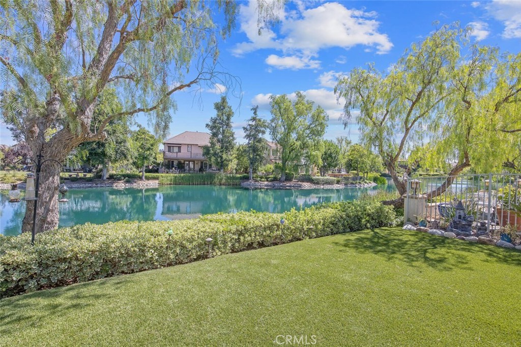 23925 Lakeside Road