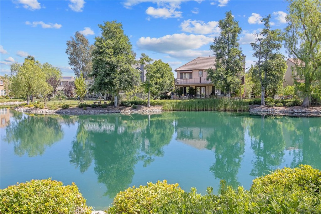 23925 Lakeside Road