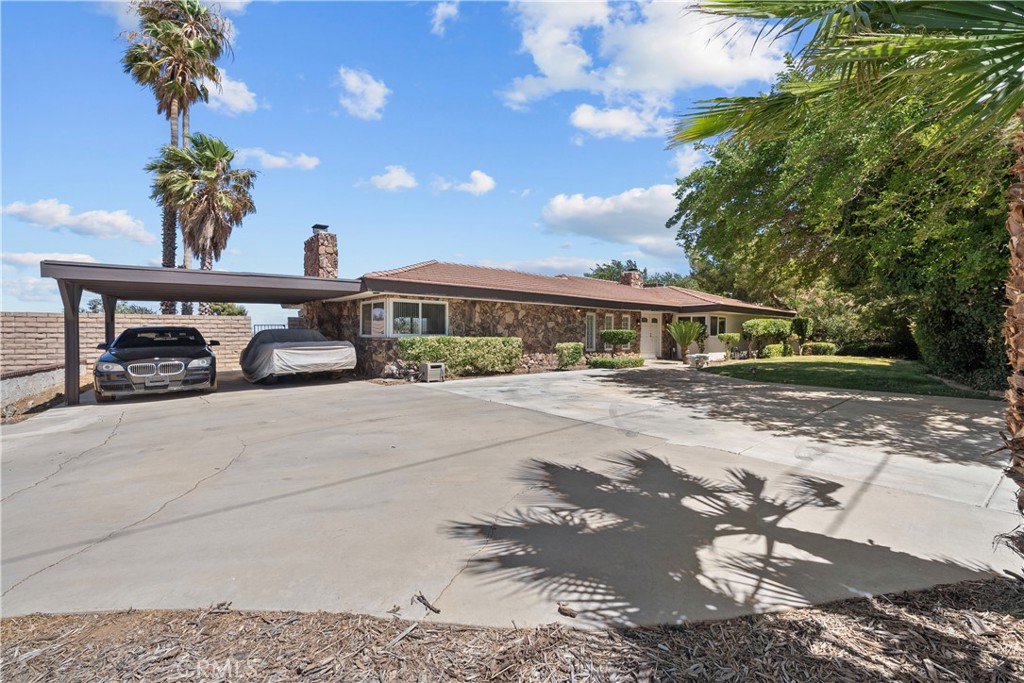 354 Westlake Drive
