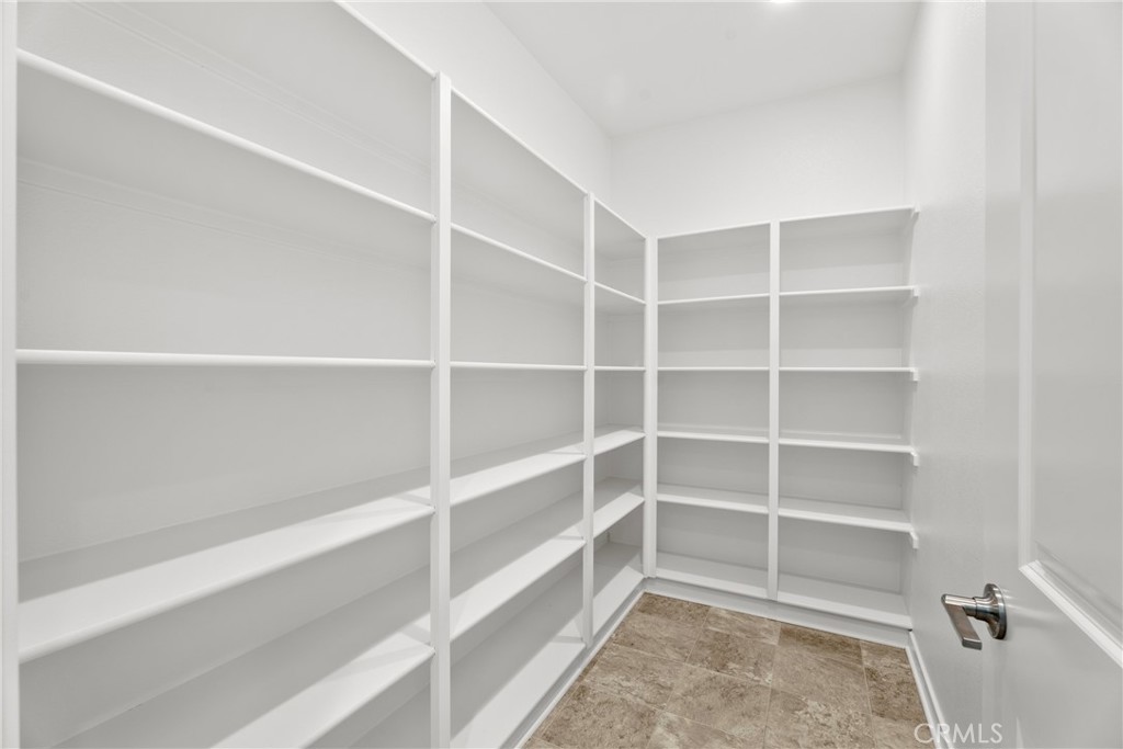 18121 Outlook Way