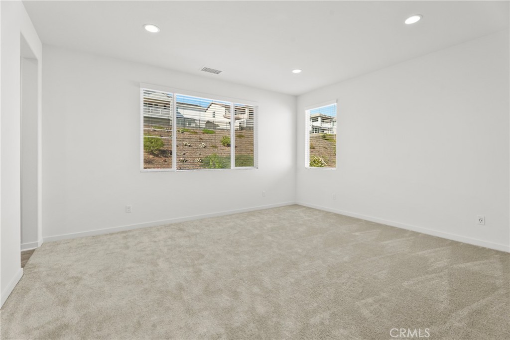 18121 Outlook Way