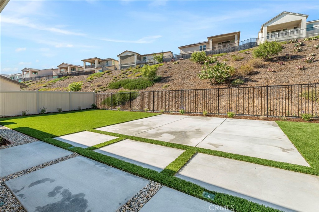18121 Outlook Way