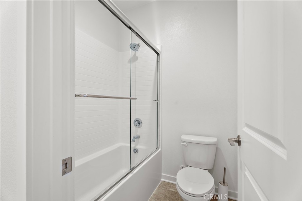 18121 Outlook Way