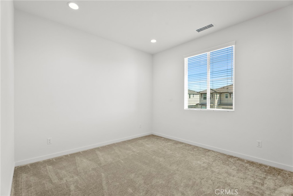18121 Outlook Way
