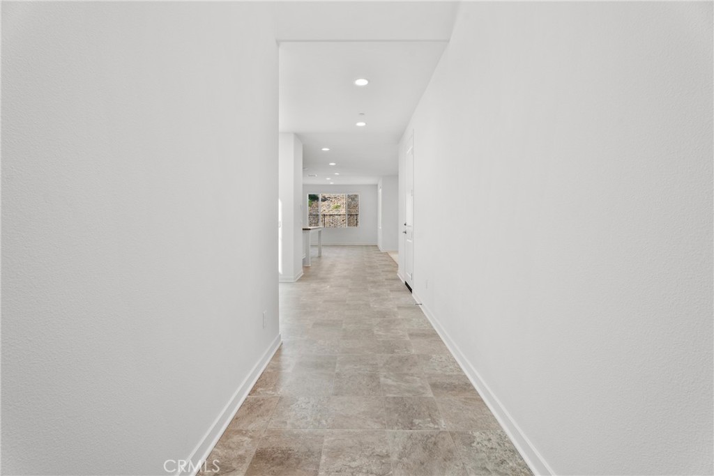 18121 Outlook Way