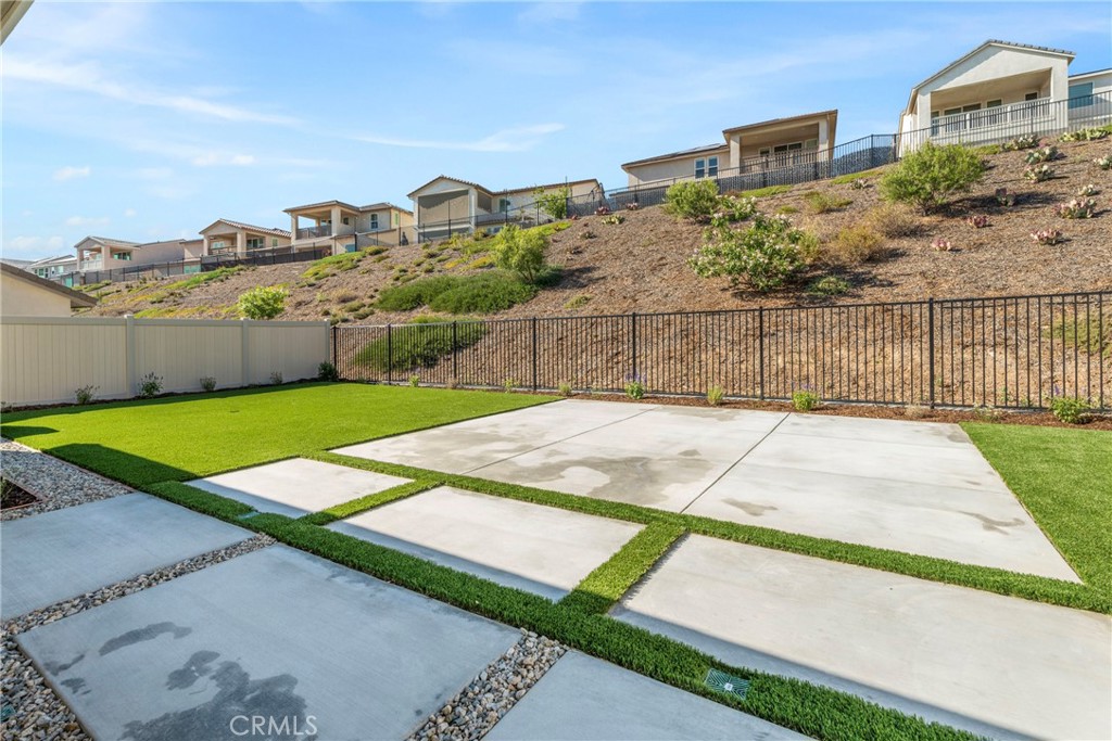 18121 Outlook Way