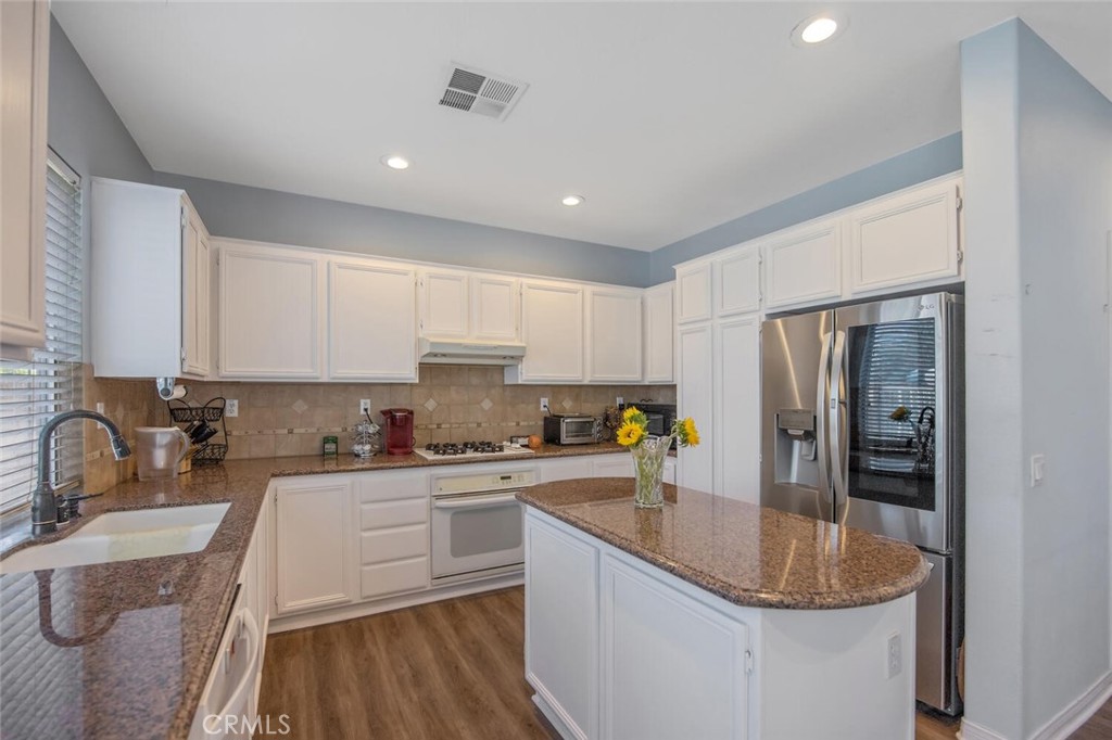 27950 Periwinkle Lane