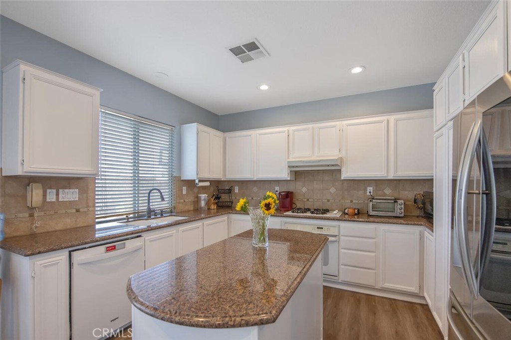 27950 Periwinkle Lane