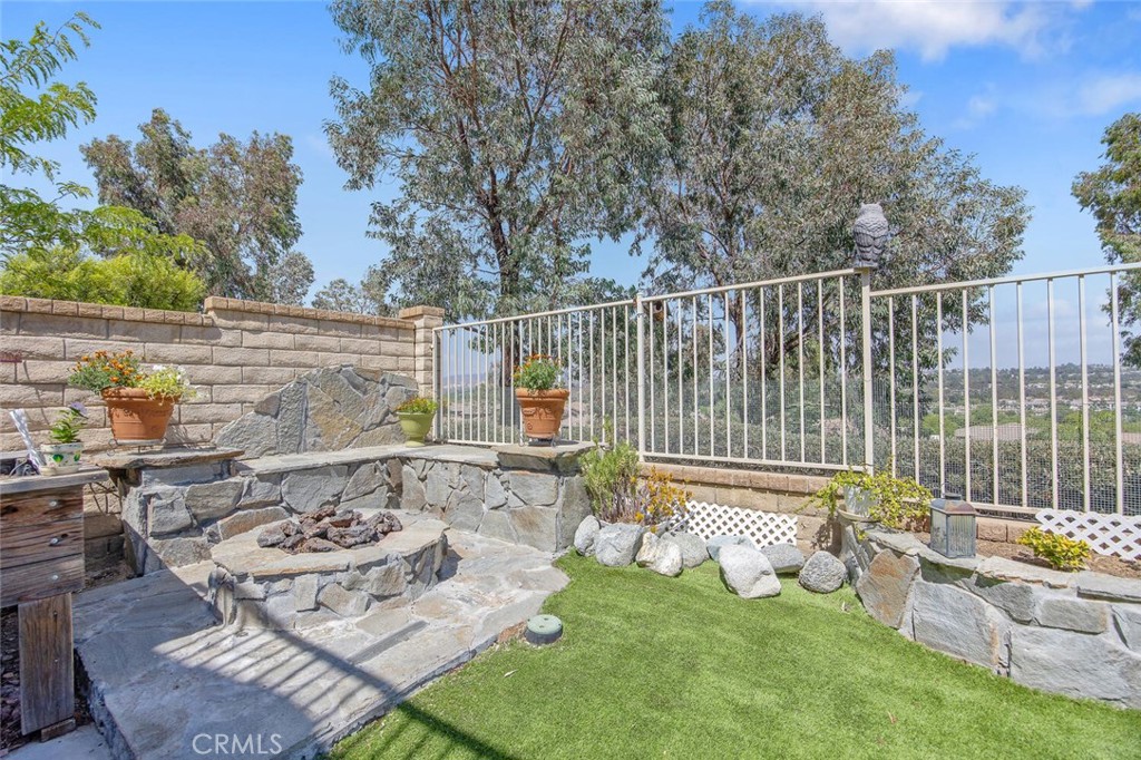 27950 Periwinkle Lane