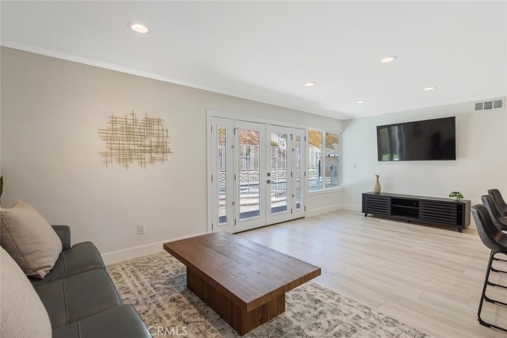 15353 Violetlane Way