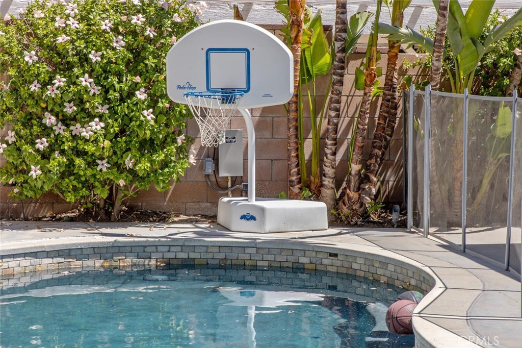 15353 Violetlane Way