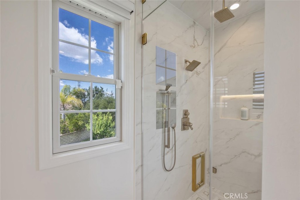 27070 Timberline Terrace