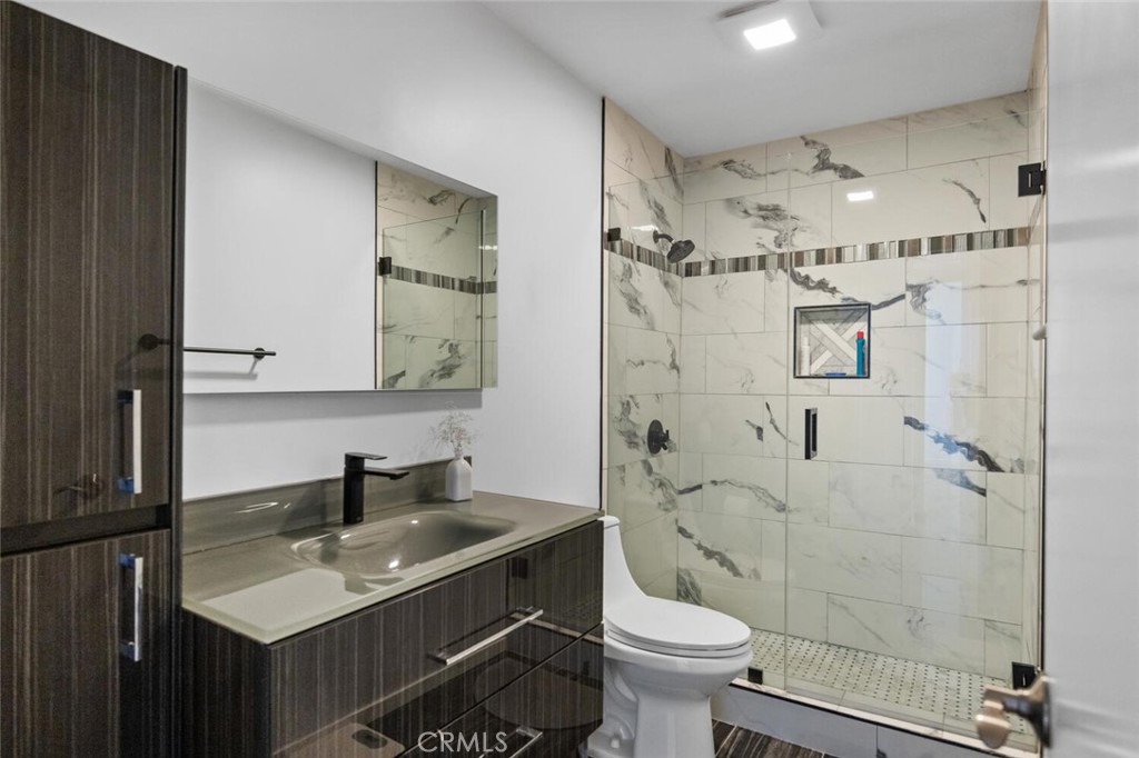 27070 Hidaway Avenue 5