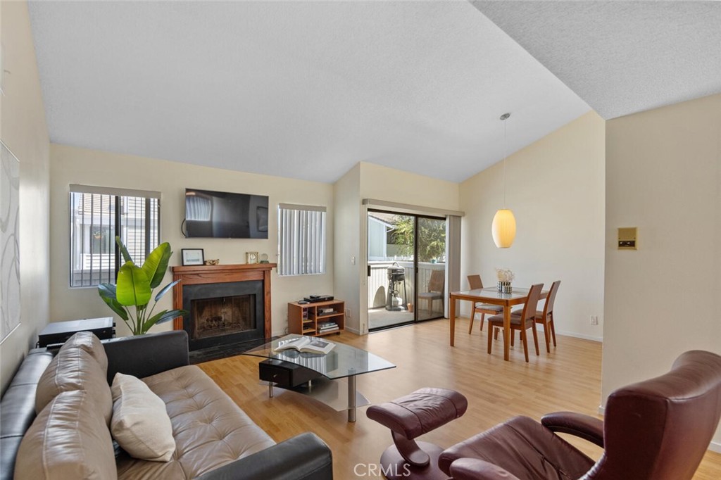 27070 Hidaway Avenue 5