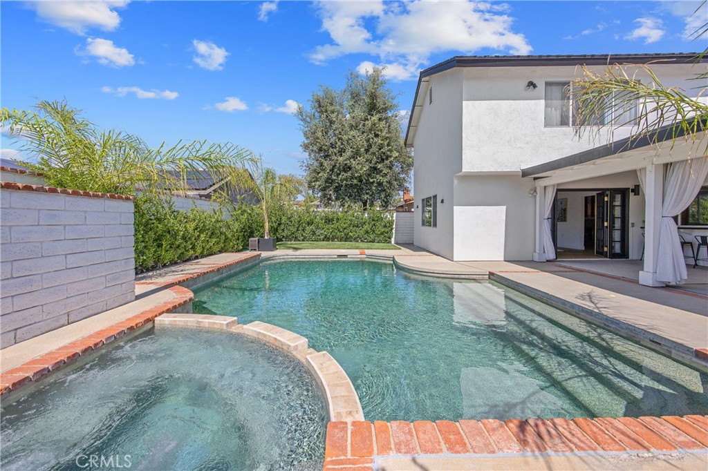 27419 Fairport Avenue