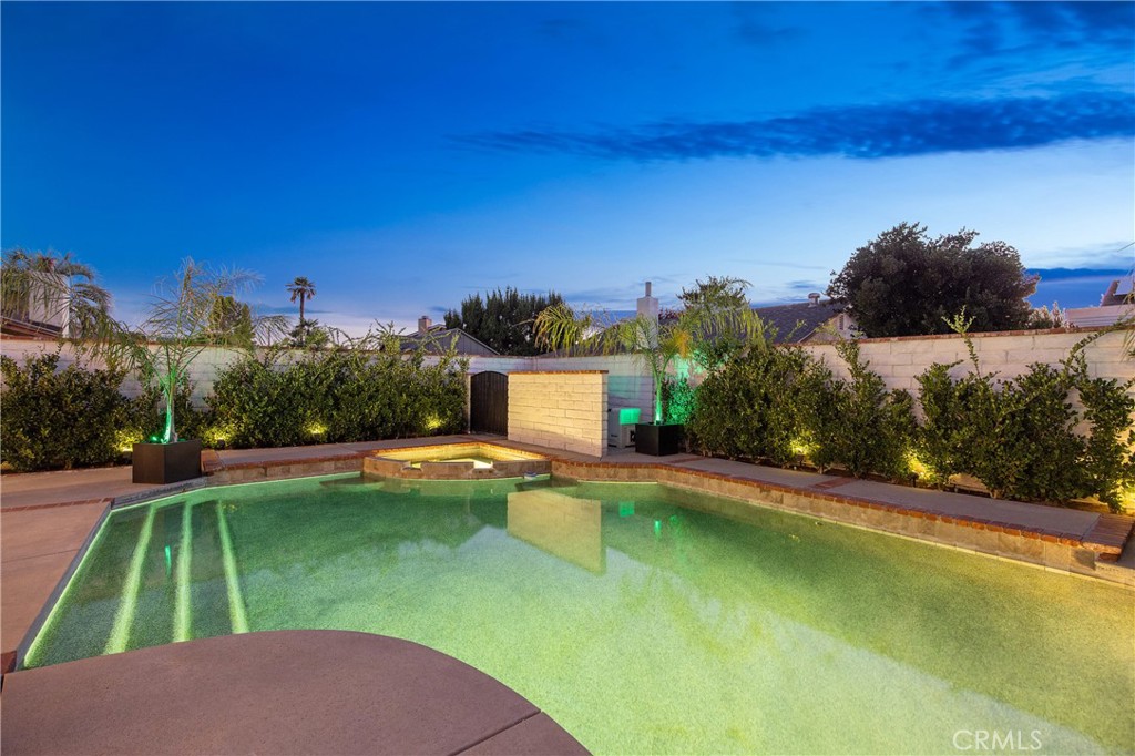 27419 Fairport Avenue