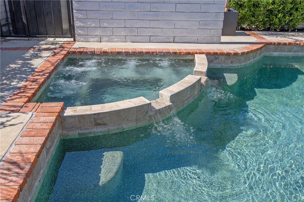 27419 Fairport Avenue