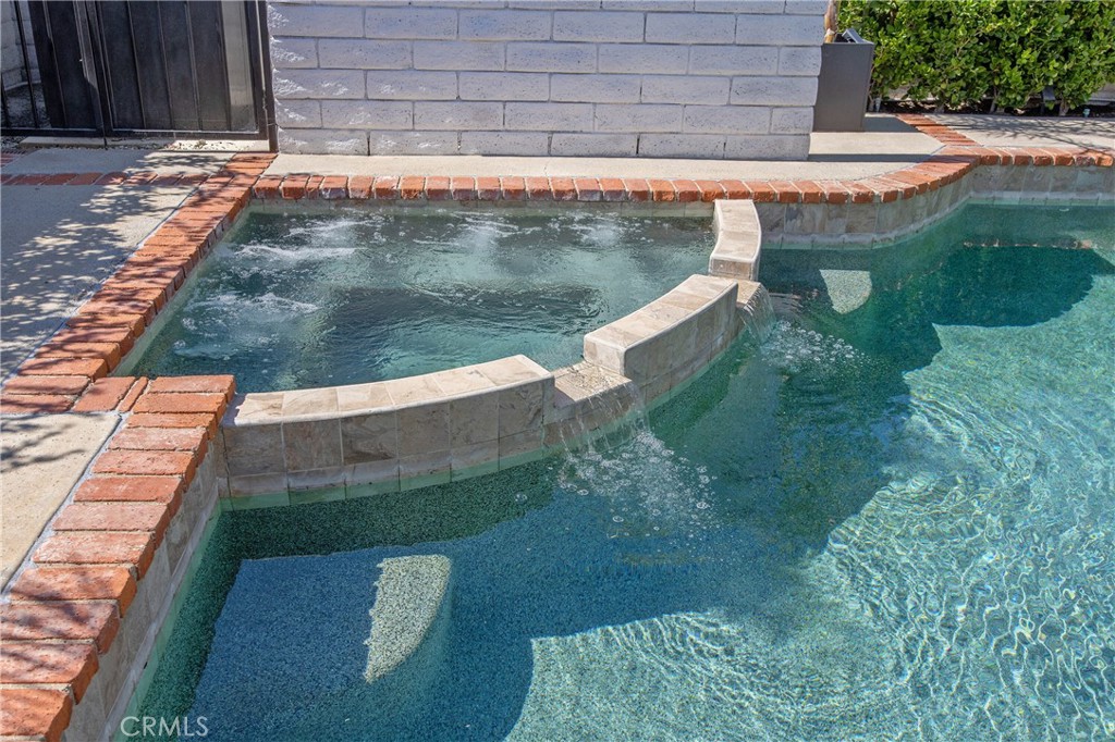 27419 Fairport Avenue