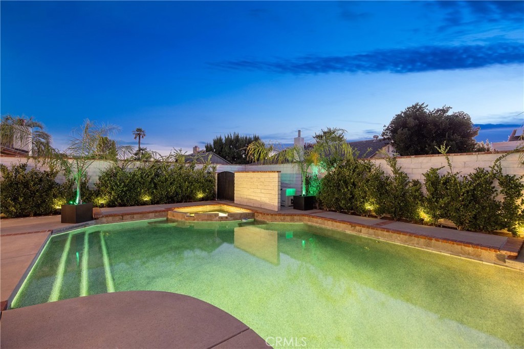 27419 Fairport Avenue