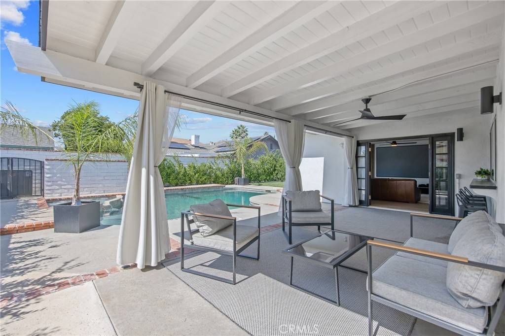 27419 Fairport Avenue