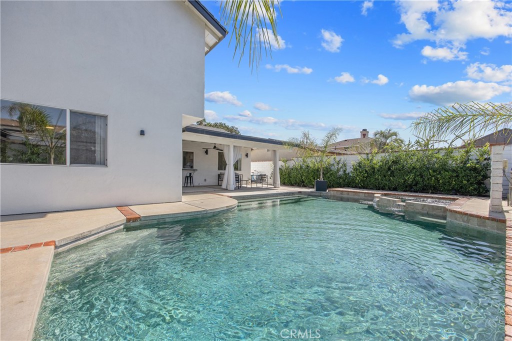 27419 Fairport Avenue