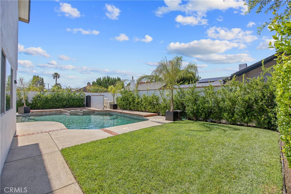 27419 Fairport Avenue