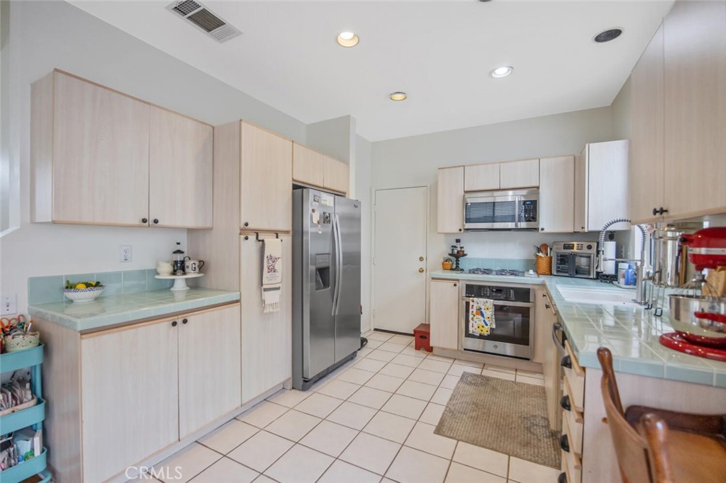 27879 Skycrest Circle