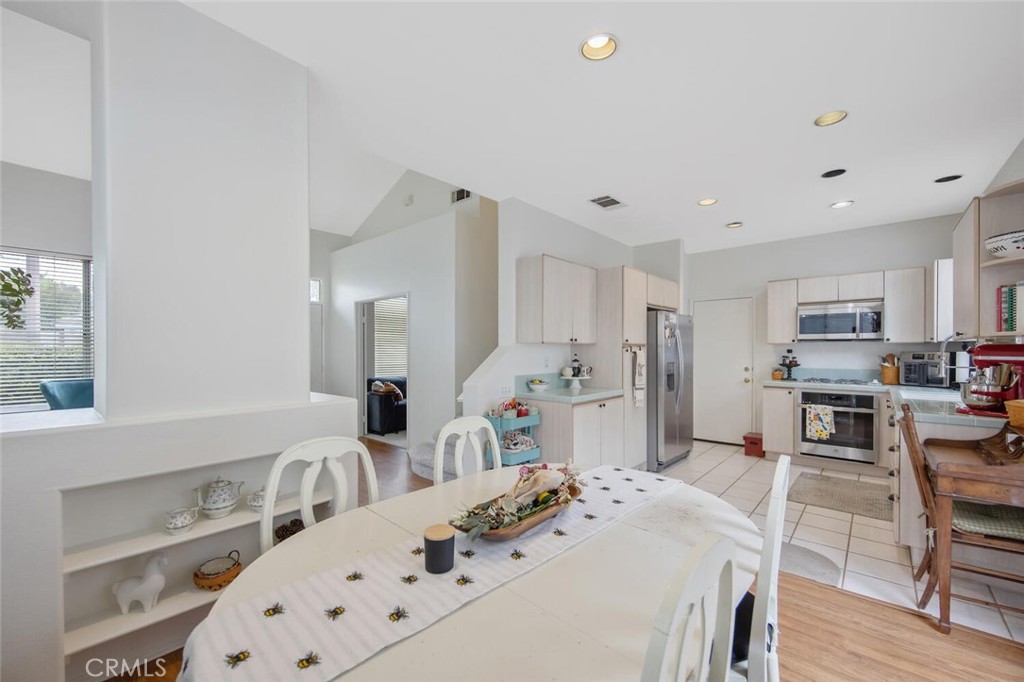 27879 Skycrest Circle