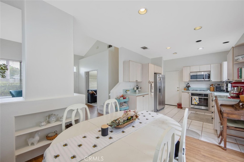 27879 Skycrest Circle