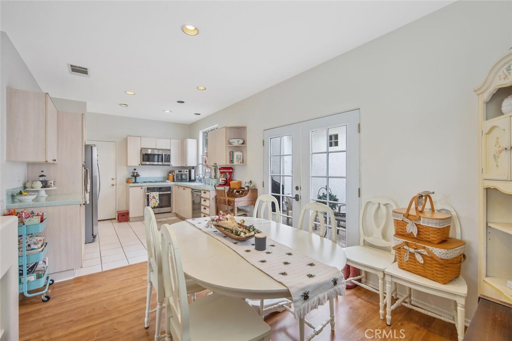 27879 Skycrest Circle