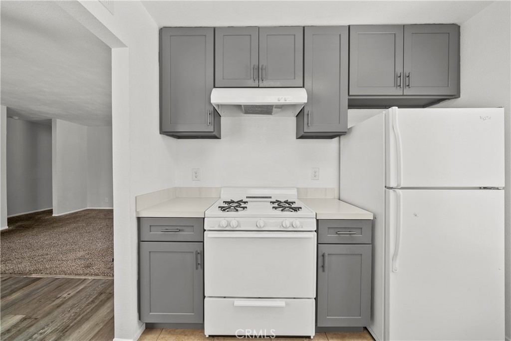 2554 Olive Drive 116