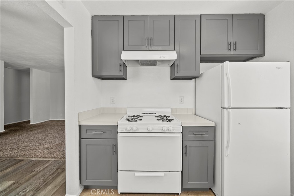 2554 Olive Drive 116