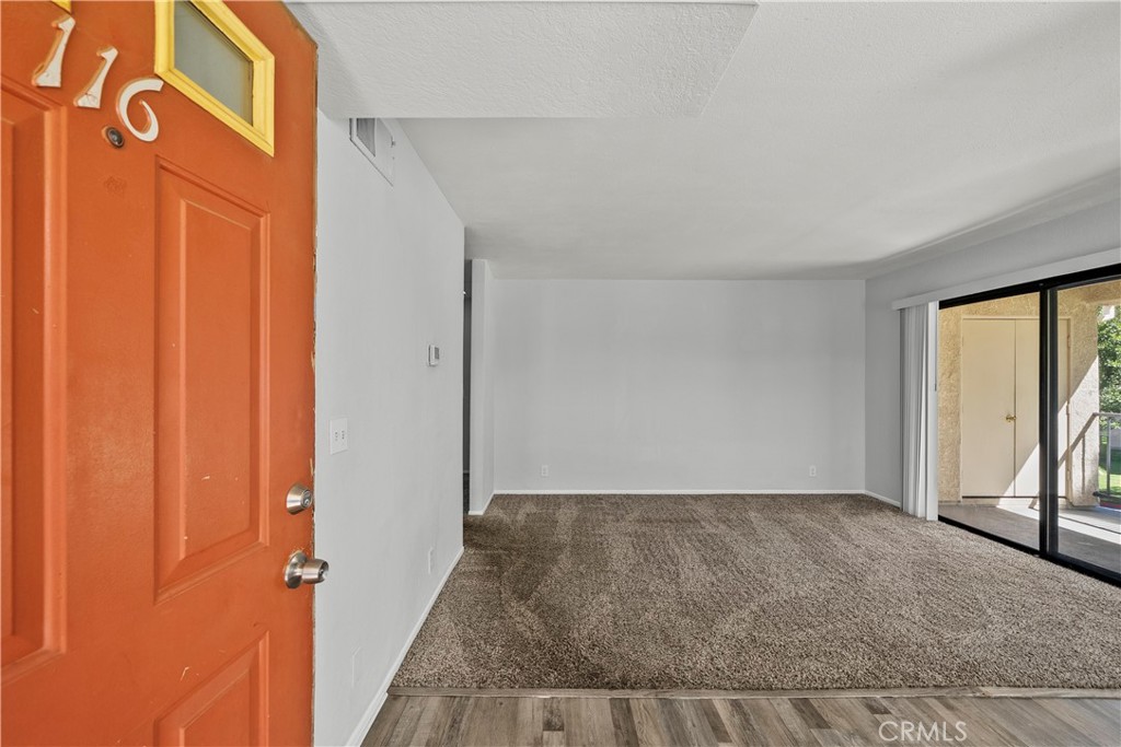 2554 Olive Drive 116