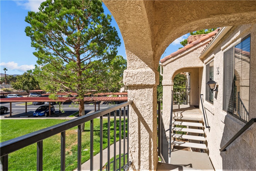 2554 Olive Drive 116