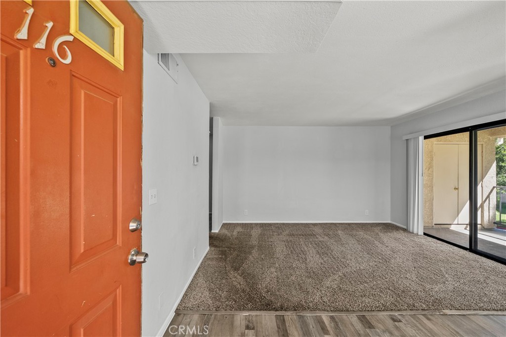 2554 Olive Drive 116