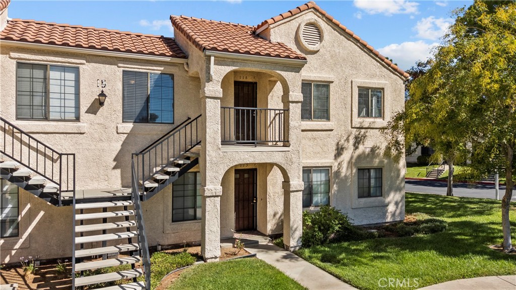 2554 Olive Drive 116