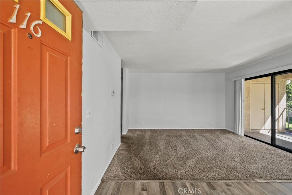 2554 Olive Drive 116