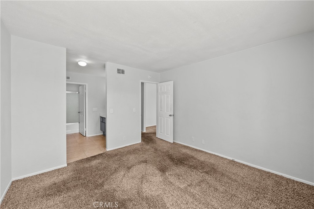 2554 Olive Drive 116