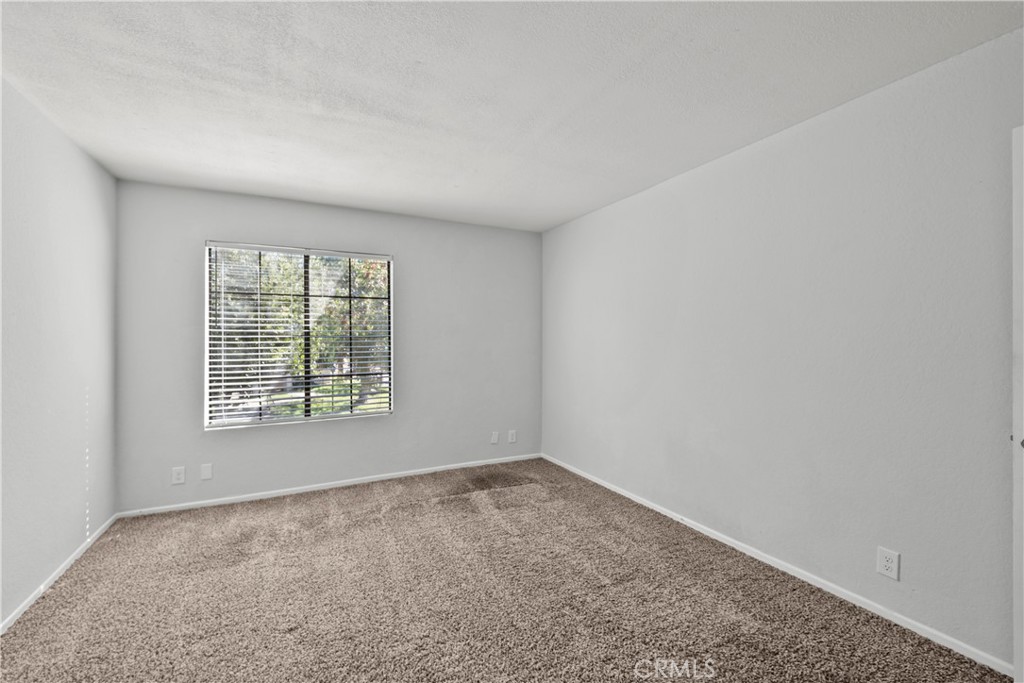 2554 Olive Drive 116