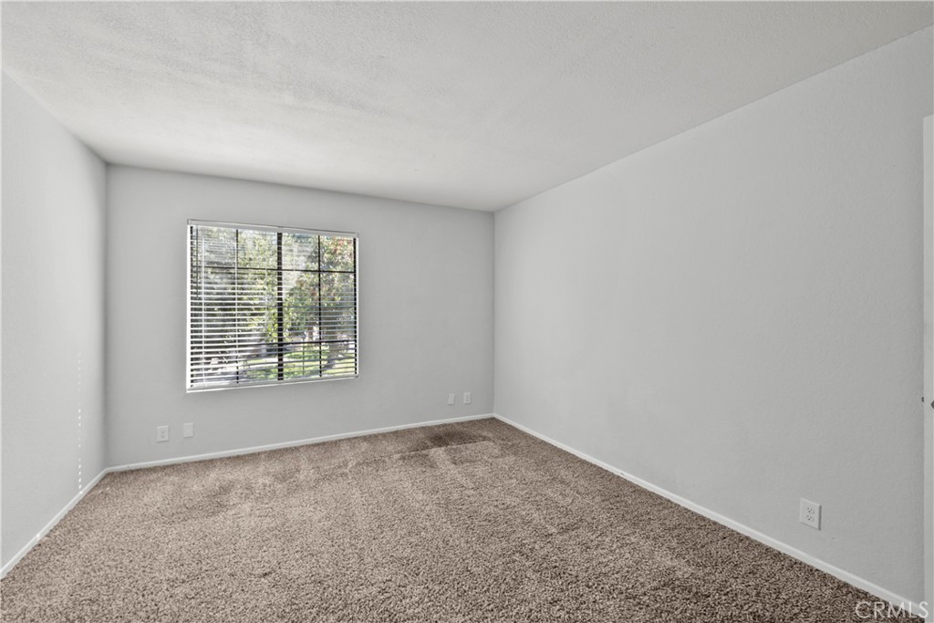 2554 Olive Drive 116