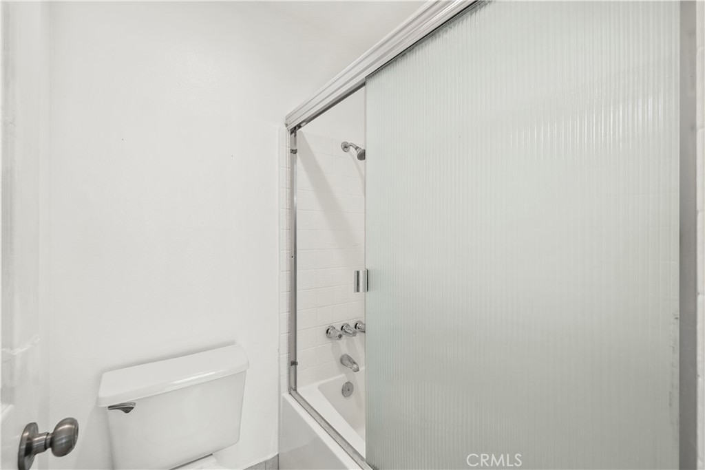 2554 Olive Drive 116