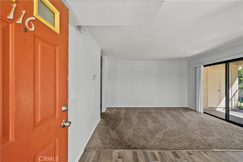 2554 Olive Drive 116