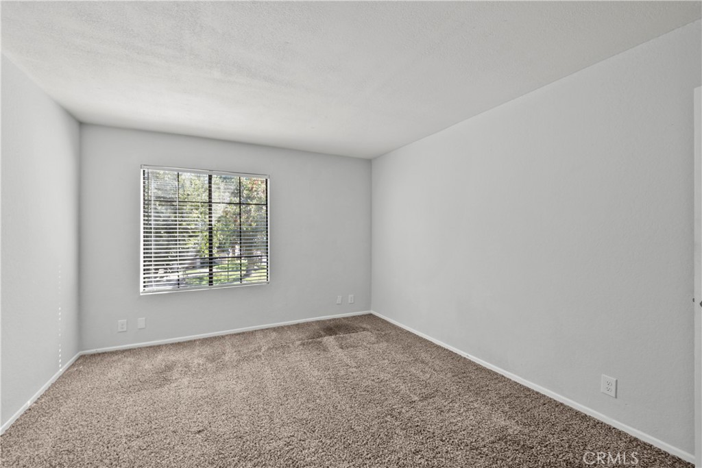 2554 Olive Drive 116