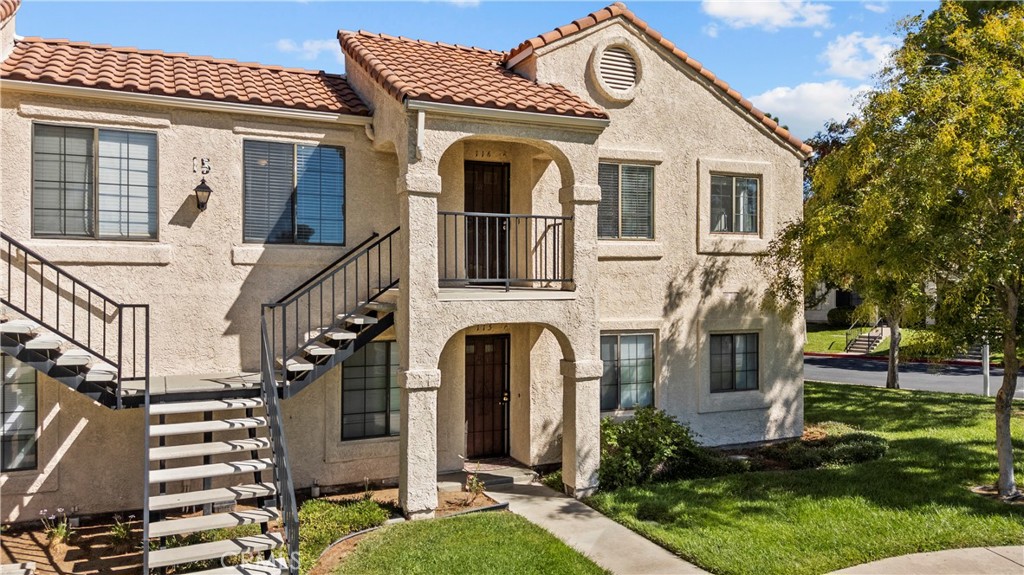 2554 Olive Drive 116