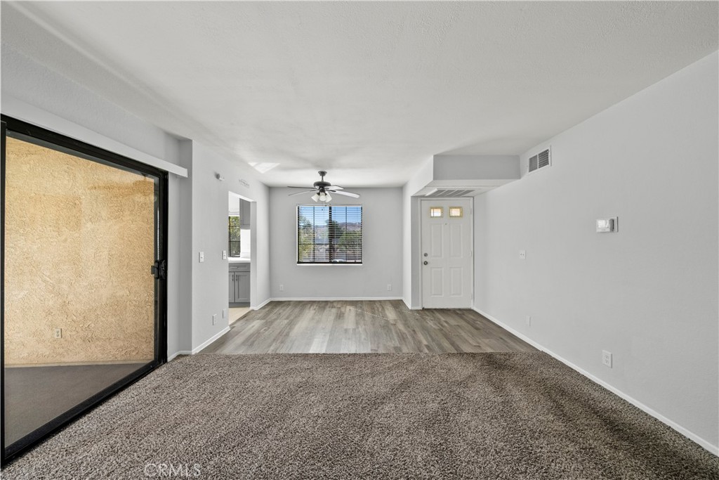 2554 Olive Drive 116