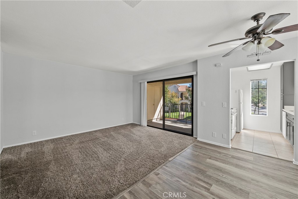 2554 Olive Drive 116