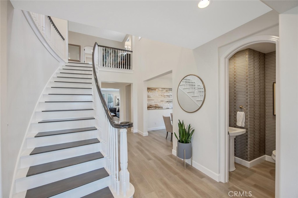 27070 Timberline Terrace