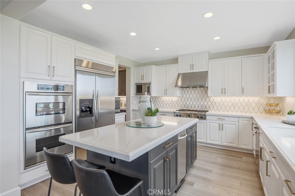 27070 Timberline Terrace